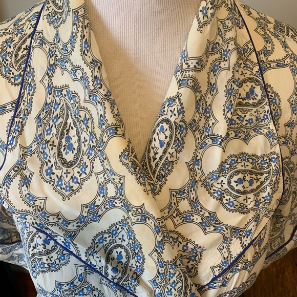 Vintage 1939 Housecoat - Picture 3 of 12